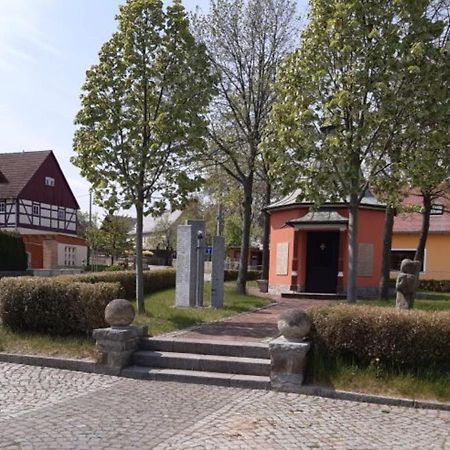 Neu! Ferienwohnung Hanka Crostwitz Esterno foto